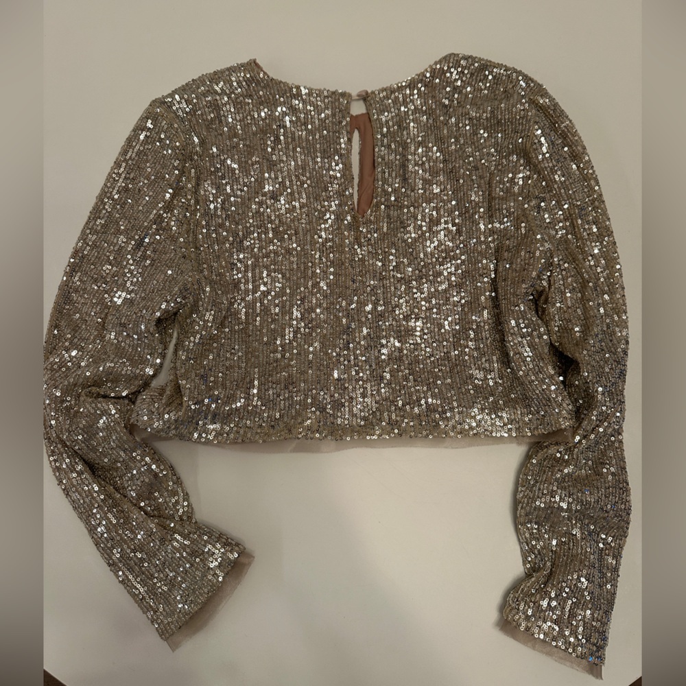 NONCHALANT LABEL, Asymmetrical Sequin Top Size M - Picture 6 of 14